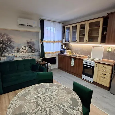 Apartament Tiszti Szallo