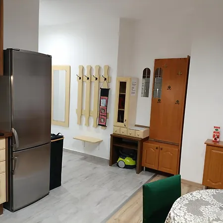 Tiszti Szallo Apartament